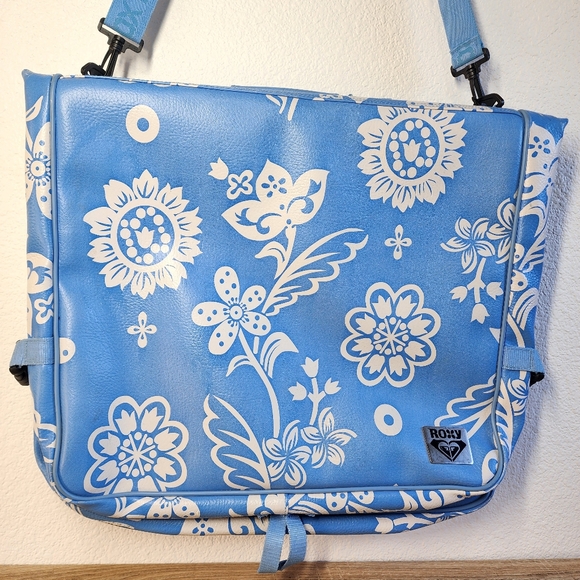 VINTAGE ROXY Blue White Leather Hawaiian Flower Travel Garment Bag - Picture 16 of 16